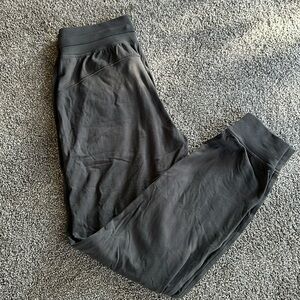 Lululemon ready to rulu jogger